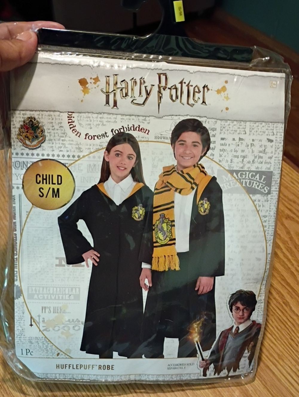 Warner Bros. Hufflepuff Kids Costume Robe in Black and Yellow